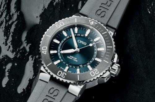 The blue-gray tone of this Oris is charming.